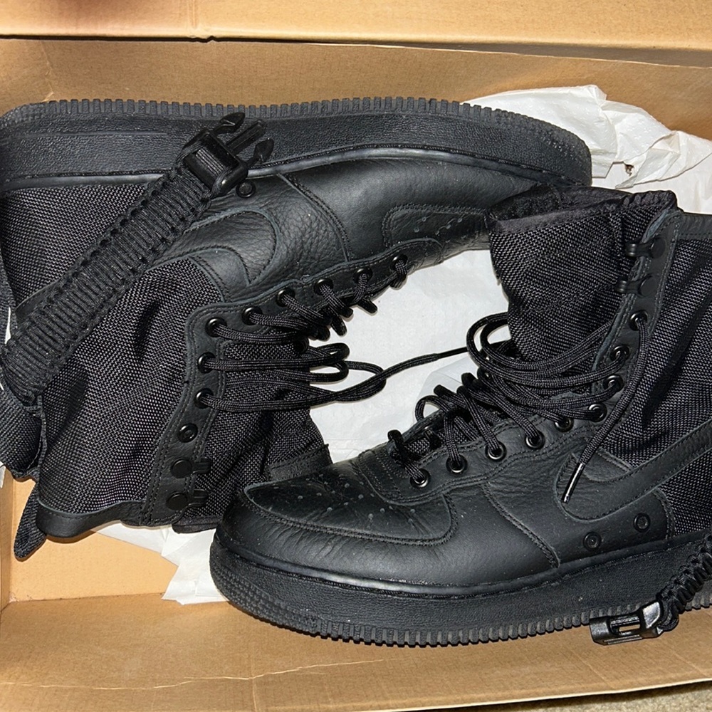 Nike AF1!!!